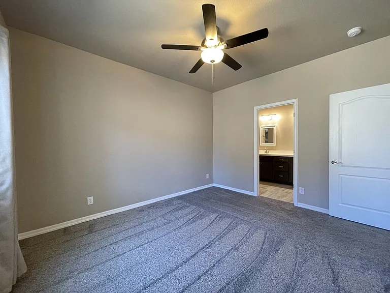 2265 E Robby Loop — Photo 11