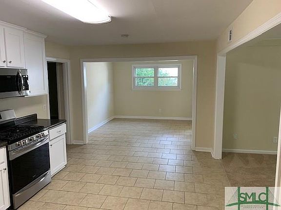 5th image of 34 Skyline Dr