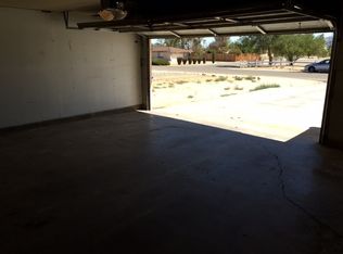 21561 Pine Ridge Ave, Apple Valley, CA 92307