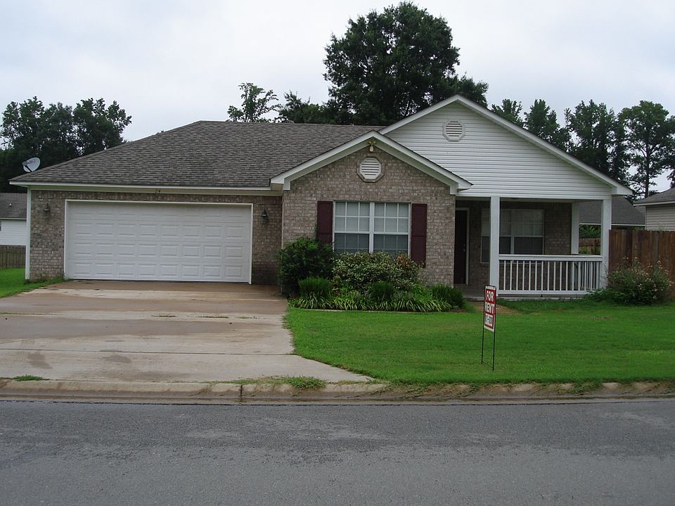 1st image of 24 Shamsie Dr