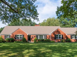 9618 Overbrook Rd, Leawood, KS 66206