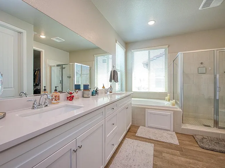 1394 E Via Dorata Way — Photo 28