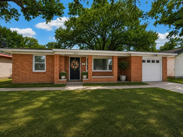 1905 5th Ave N, Texas City, TX 77590