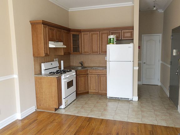 5th image of 75 W 118th St APT 1F