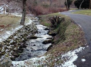 400 Big Branch Rd, Flag Pond, TN 37657