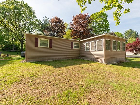 2nd image of 22 Marina Drive