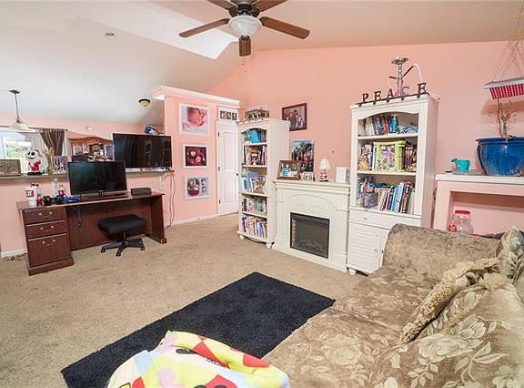 5th image of 14411 Eastern Ct