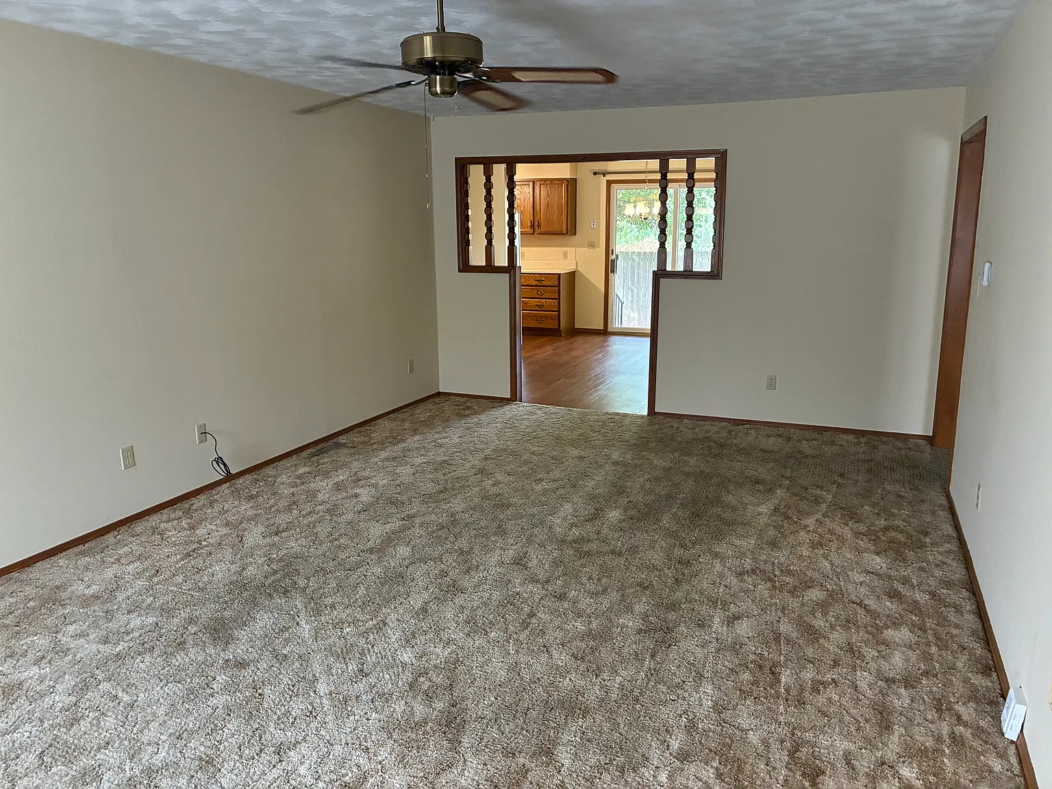 2 bed, 1124 sqft, $975 — Photo 4