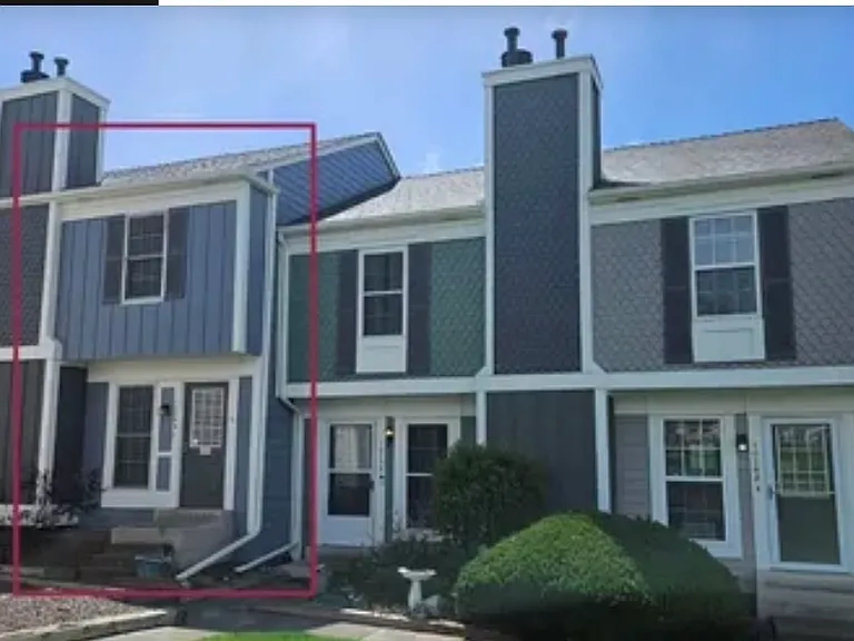 10794 Foxwood Ct — Photo 1