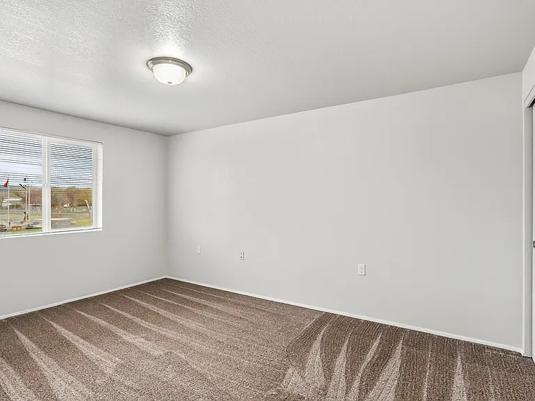 Cascade Ridge Apartments — Photo 11