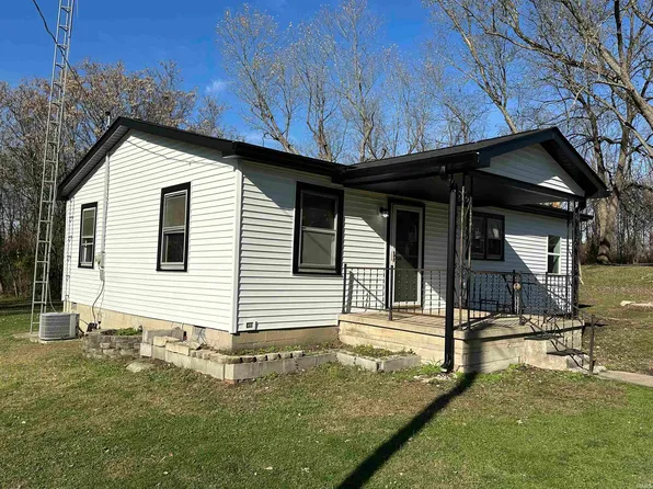 2011 J St, Bedford, IN 47421