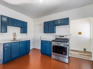 937 Thomas Ave #2, Saint Paul, MN 55104