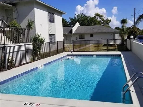 919 SE 8th Ter APT 7, Cape Coral, FL 33990