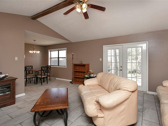 5th image of 2511 Antietam Dr