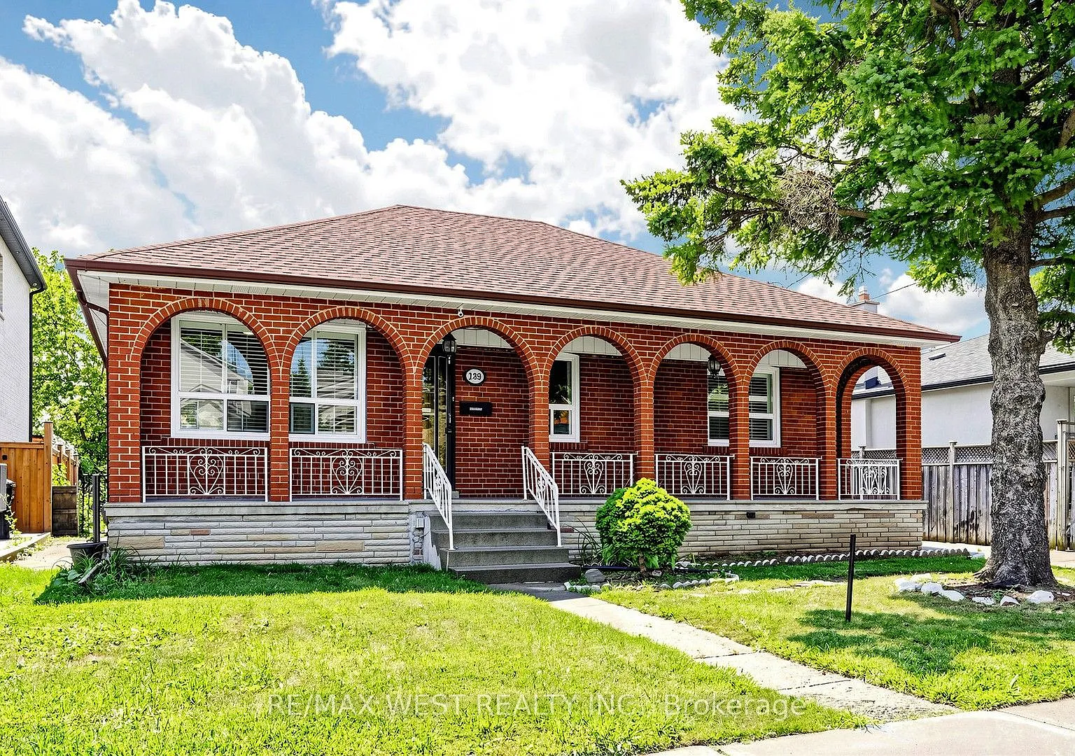 3 bed, $3,350 — Photo 1
