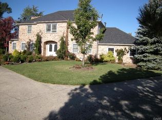 2325 Schumaker Ct, Dayton, OH 45459