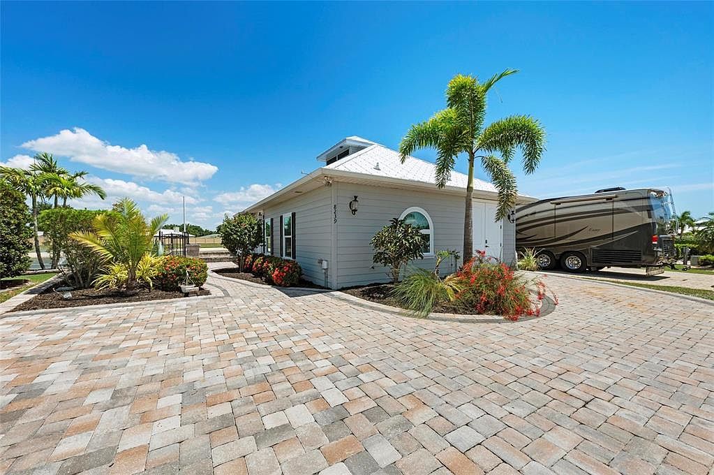8239 SW Sand Crane Cir LOT 11