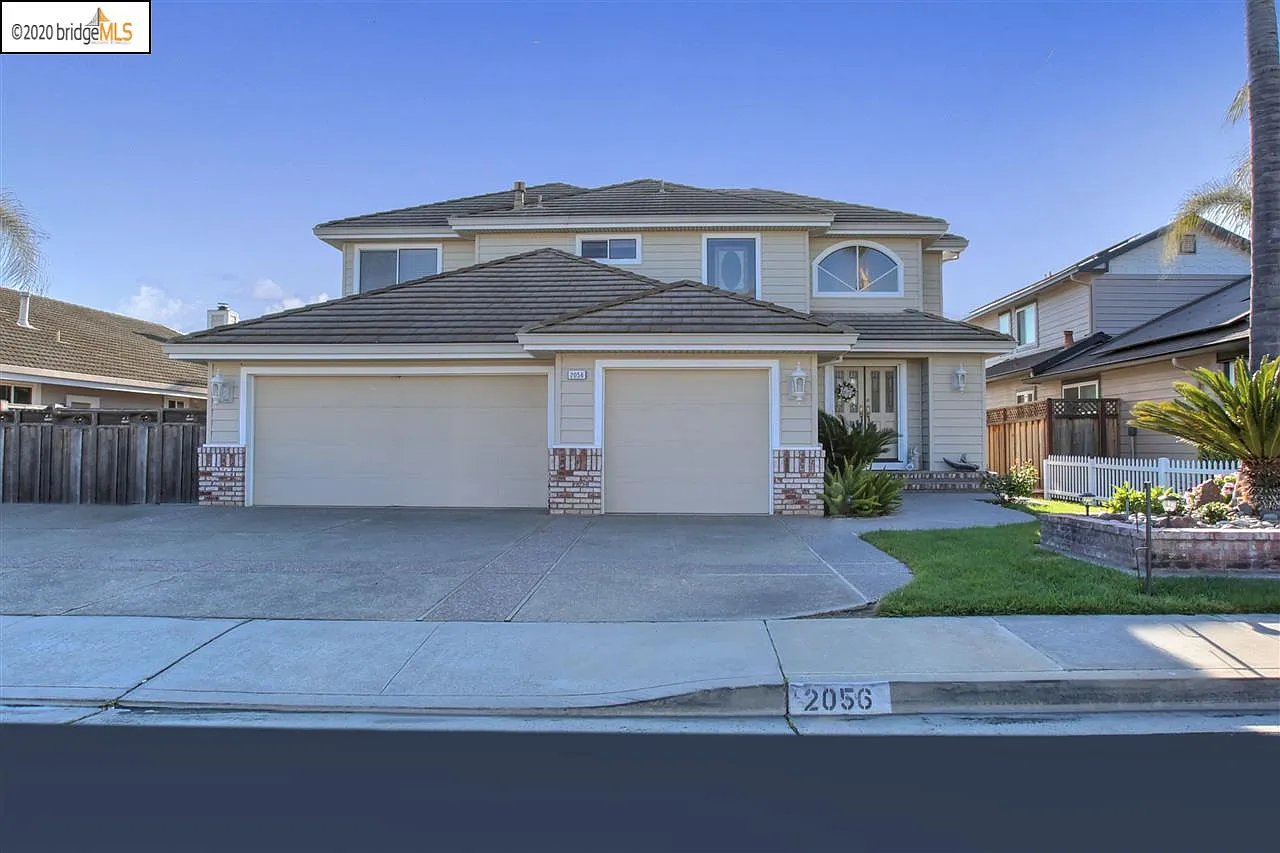 2056 Windward Point photo 1