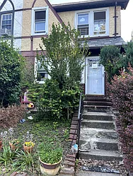 Rented by Metro Garden Realty NYC
