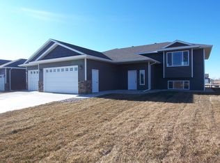 2326 16th Ave S, Brookings, SD 57006