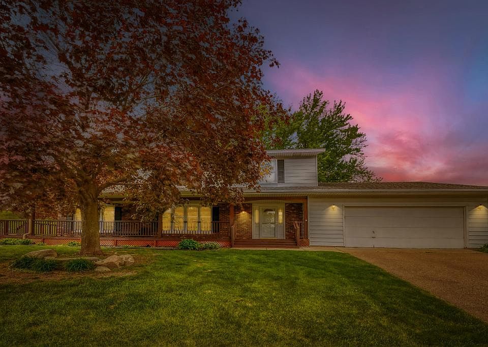 1st image of 1754 Evergreen Bay