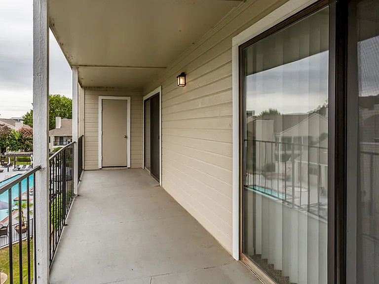 Doral-Balcony