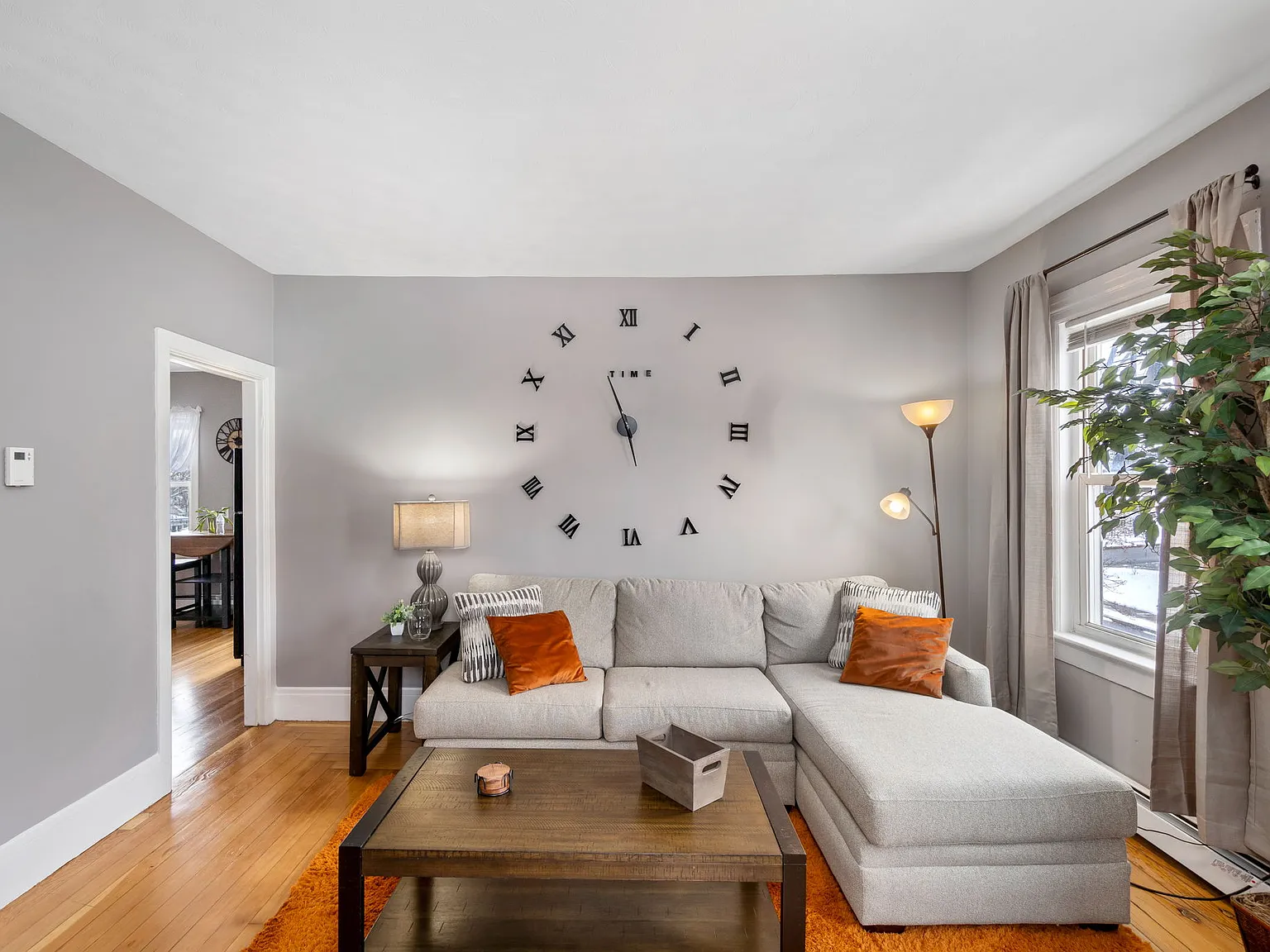 2 bed, $2,800 — Photo 2