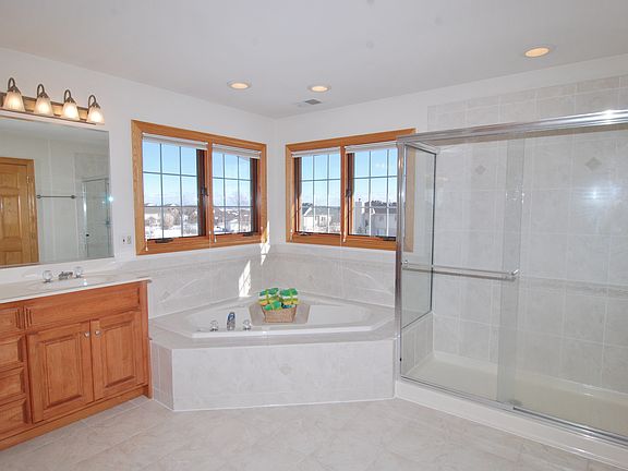 3rd image of 21277 Plank Trail Dr