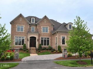 9627 Maymont Dr, Vienna, VA 22182