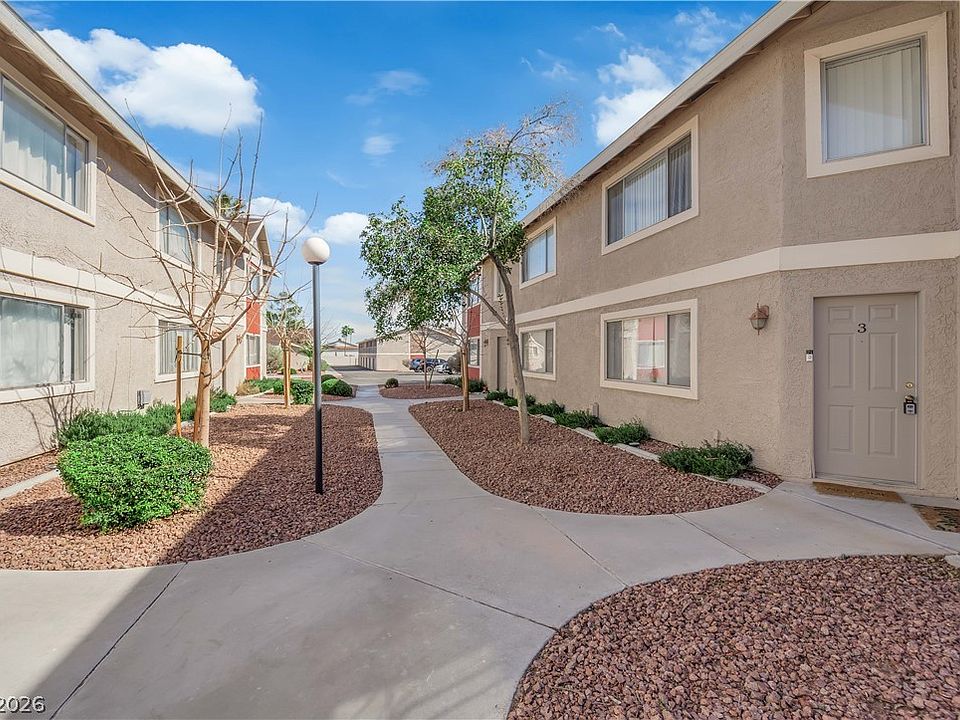 1st image of 100 S Crestline Dr APT 3