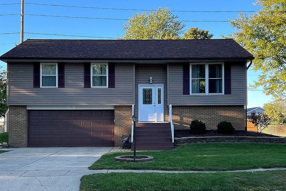 1st image of 135 Cleveland Cir