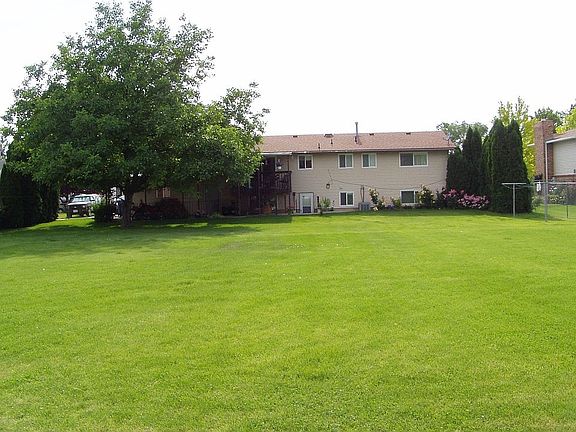 1/2 Acre, Fenced Back Yard