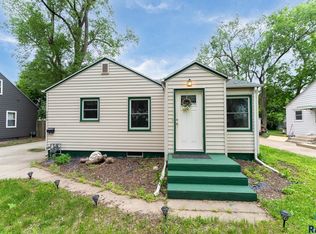 3203 S Norton Ave, Sioux Falls, SD 57105