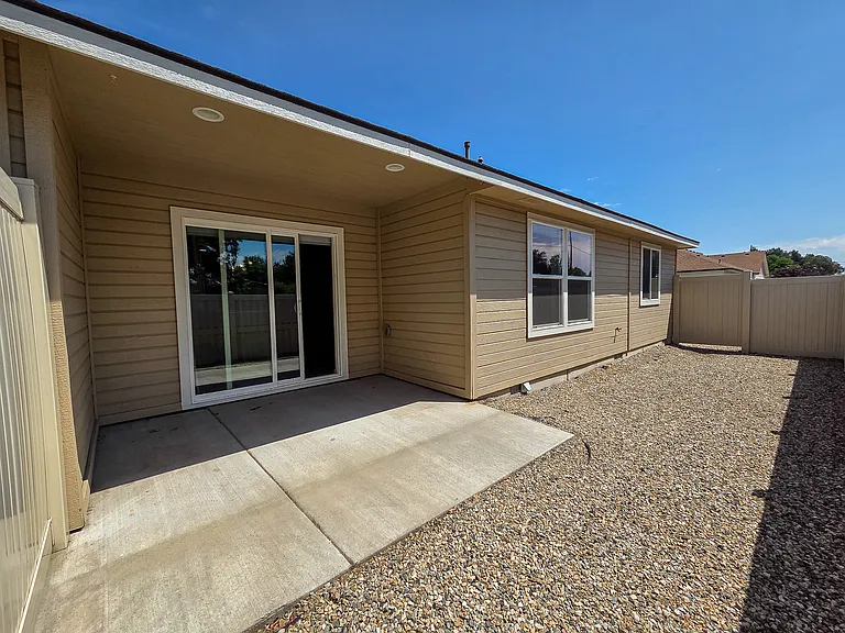 262 Ash Loop — Photo 11