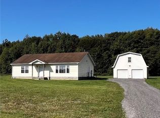 6949 Fee Rd, Rome, OH 44085