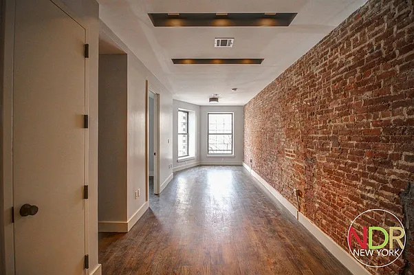 Rented by Next Door Realty NYC | media 62