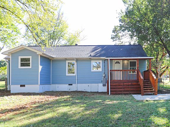 4th image of 305 Naueda Dr
