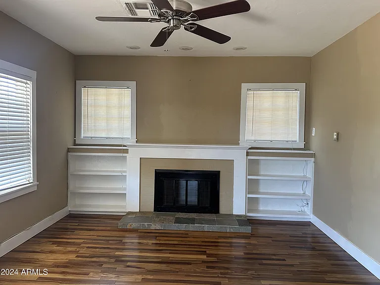 1426 E Sheridan St — Photo 14