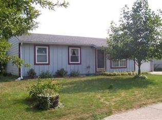 757 Cheyenne St, Lowell, IN 46356
