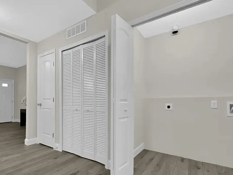 3652 W Park St — Photo 16