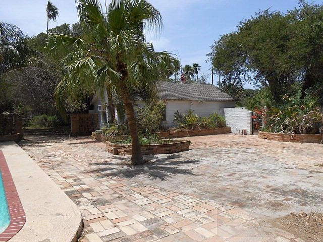 1st image of 4880 Padre Island Hwy