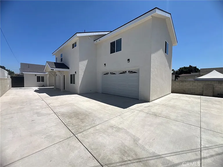 3811 Live Oak St — Photo 4