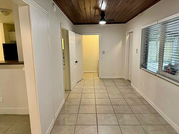 3rd image of 304 N Missouri Ave