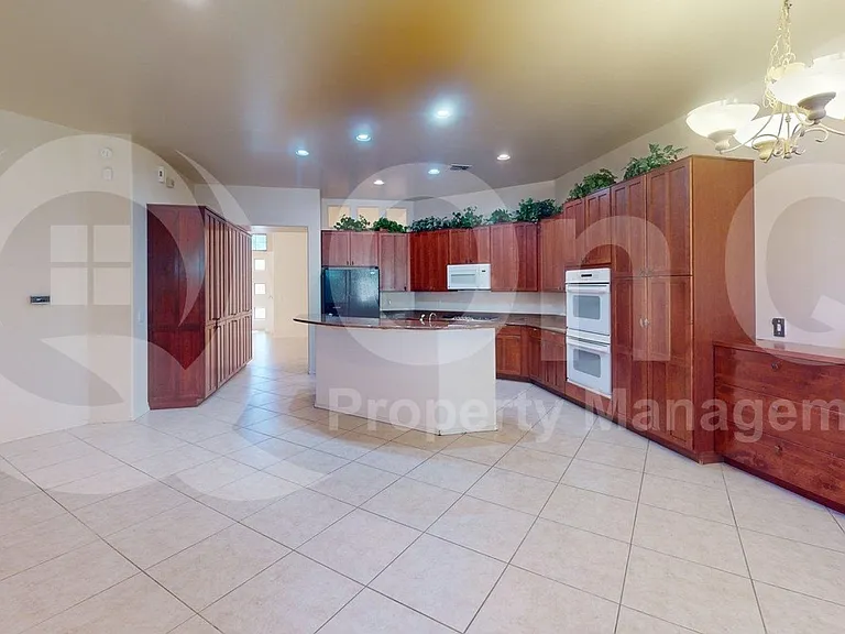 1230 N Golden Palomino Pl — Photo 9