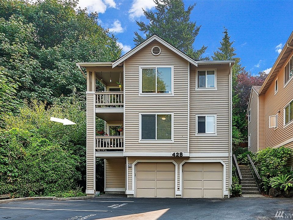 1st image of 428 3rd Ave S #A105