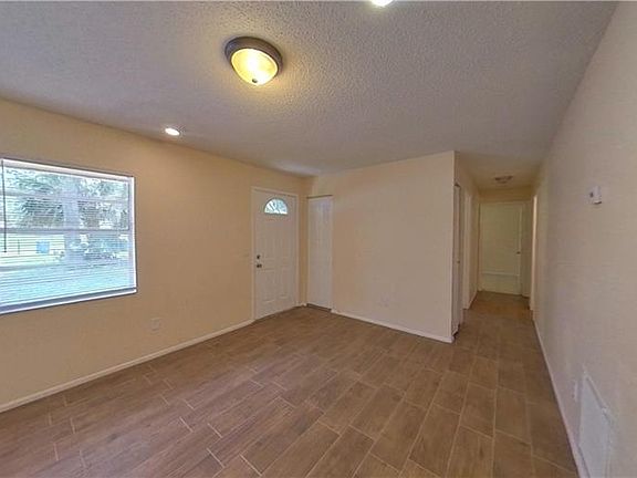 2nd image of 578 Blue Springs Ct