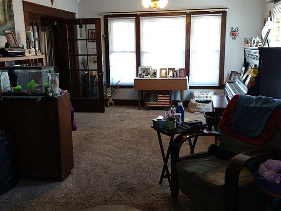 5th image of 611 N Palm St