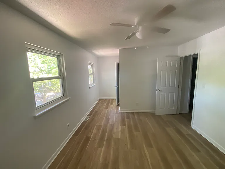 3909 Pioneer Way #C — Photo 11