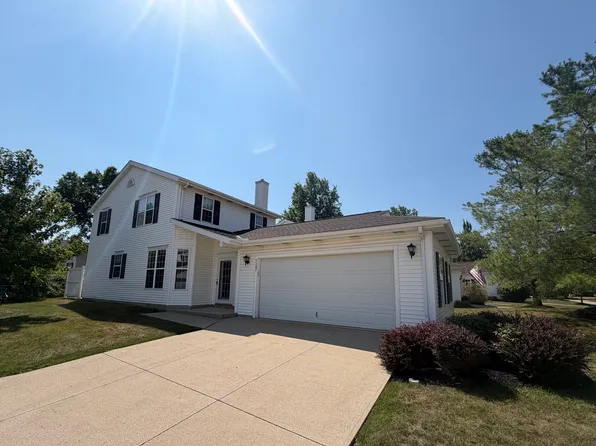 7197 W Cross Creek Trl, Brecksville, OH 44141