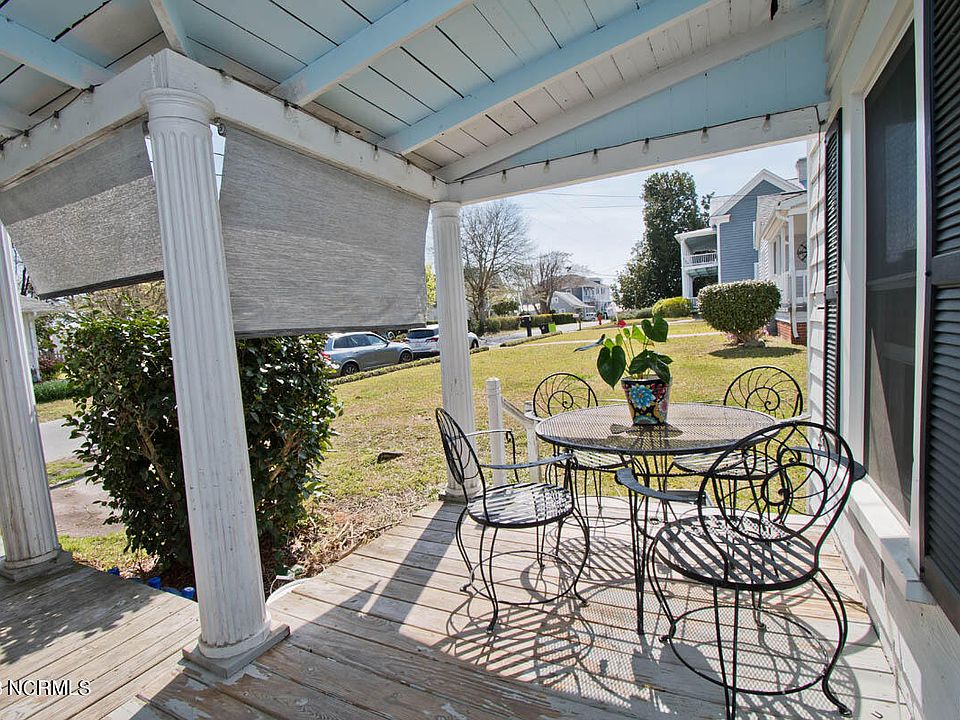 210 S Walnut Street, Swansboro, NC 28584 Zillow